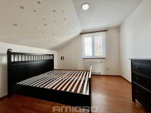 Pronájem rodinného domu, Popůvky, Horní, 216 m2