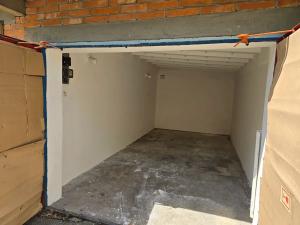 Pronájem garáže, Zlín, Hradská, 21 m2