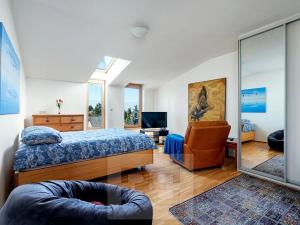 Prodej bytu 6+kk a větší, Průhonice, Uhříněveská, 264 m2