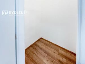 Pronájem bytu 2+kk, Teplice, Benešovo náměstí, 48 m2