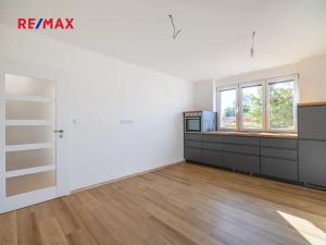 Prodej bytu 2+kk, Praha - Malešice, Chotouňská, 34 m2