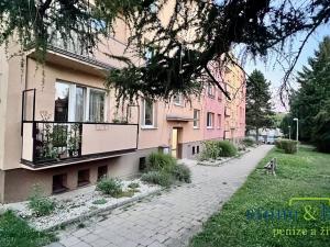 Pronájem bytu 2+kk, Praha - Ruzyně, Stochovská, 50 m2