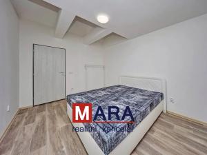 Prodej rodinného domu, Charváty, 69 m2