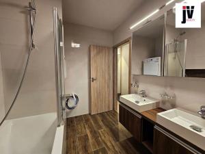 Pronájem bytu 3+kk, Plzeň, Mánesova, 62 m2