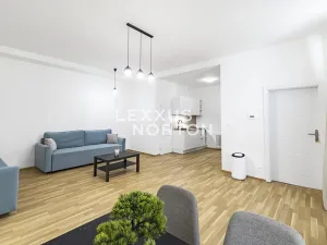 Pronájem bytu 2+kk, Praha - Nové Město, Na Poříčí, 62 m2