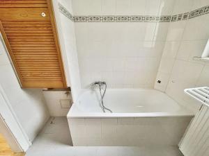 Pronájem bytu 3+1, Praha - Smíchov, Na Konvářce, 76 m2