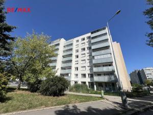 Prodej bytu 4+1, Praha - Řepy, Španielova, 90 m2