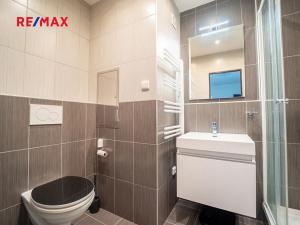 Prodej bytu 4+1, Praha - Řepy, Španielova, 90 m2