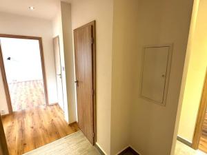 Pronájem bytu 3+1, Jablonec nad Nisou - Mšeno nad Nisou, Mechová, 70 m2