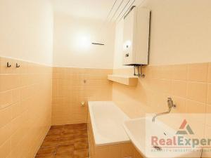 Pronájem bytu 2+1, Praha - Vinohrady, Čáslavská, 59 m2