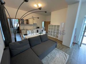 Pronájem pokoje, Hradec Králové, Fučíkova, 12 m2