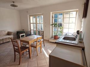 Prodej bytu 3+kk, Holubice, 90 m2