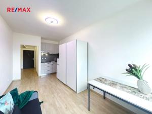 Prodej bytu 1+kk, Praha - Jinonice, Peroutkova, 23 m2