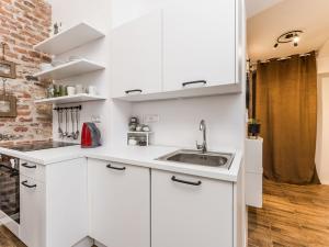 Prodej bytu 1+kk, Praha - Holešovice, Dukelských hrdinů, 25 m2