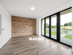Pronájem rodinného domu, Kosoř, Školská, 380 m2