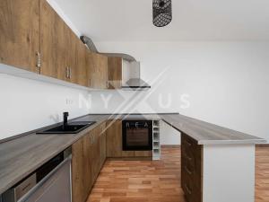Pronájem bytu 1+kk, Praha - Záběhlice, Na Slatince, 38 m2