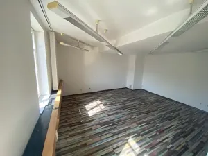 Pronájem kanceláře, Uherské Hradiště, Zelný trh, 25 m2