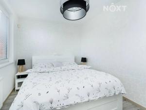 Pronájem bytu 4+kk, Praha - Horní Měcholupy, Nad přehradou, 118 m2