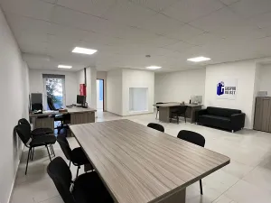 Pronájem kanceláře, Karlovy Vary, Spálená, 92 m2