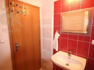 Pronájem bytu 1+kk, Brno, Nachová, 32 m2