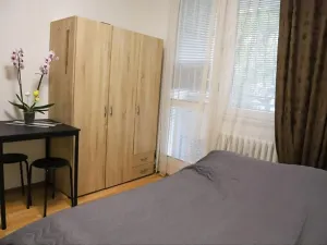 Pronájem bytu 1+kk, Praha - Háje, Hviezdoslavova, 18 m2