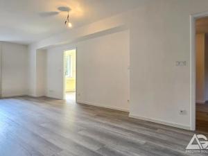 Pronájem bytu 3+kk, Praha - Hlubočepy, Pod Žvahovem, 97 m2