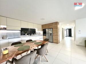 Pronájem rodinného domu, Holasovice - Loděnice, 110 m2