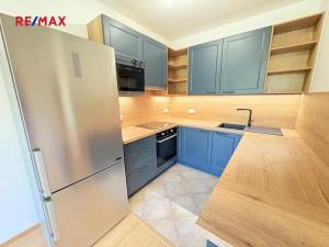 Pronájem bytu 2+kk, Praha - Suchdol, Holubí, 40 m2