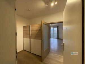 Pronájem bytu 1+kk, Zbuzany, Na Návsi, 42 m2