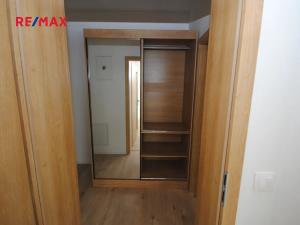 Pronájem bytu 1+kk, Uhlířské Janovice, Hrnčířská, 42 m2