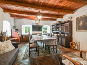 Prodej ubytování, Sobotín, 210 m2