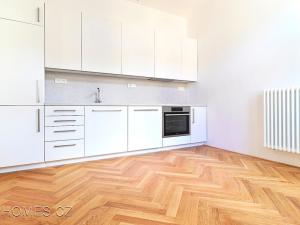 Pronájem bytu 1+1, Praha - Nové Město, Podskalská, 40 m2