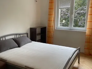 Pronájem bytu 2+1, Praha - Strašnice, Krupská, 49 m2