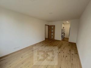 Pronájem bytu 2+kk, Praha - Řepy, Laudova, 44 m2