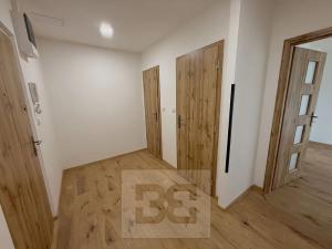 Pronájem bytu 2+kk, Praha - Řepy, Laudova, 44 m2