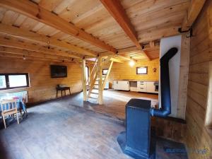 Pronájem chaty, Náchod, V Ostrovech, 130 m2
