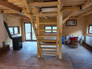 Pronájem chaty, Náchod, V Ostrovech, 130 m2