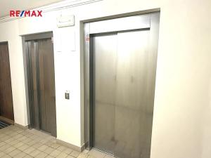 Prodej bytu 3+1, Praha - Záběhlice, Hledíková, 59 m2