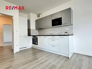 Pronájem bytu 2+kk, Kladno, Štěpána Rautenstraucha, 57 m2