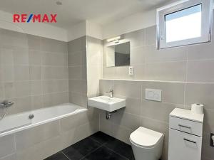 Pronájem bytu 2+kk, Kladno, Štěpána Rautenstraucha, 57 m2