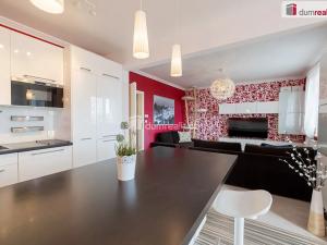 Prodej bytu 4+kk, Praha - Čakovice, Ke stadionu, 92 m2