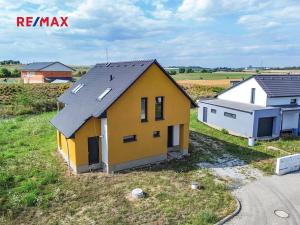 Prodej rodinného domu, Lužany, 153 m2