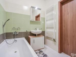 Pronájem bytu 2+kk, Olomouc, Jeremiášova, 64 m2