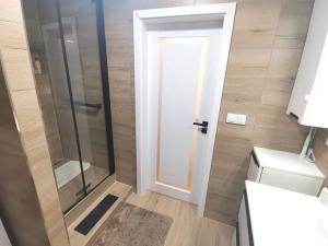 Prodej bytu 3+1, Praha - Řepy, Laudova, 75 m2