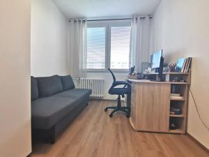 Prodej bytu 3+1, Praha - Řepy, Laudova, 75 m2