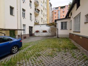 Pronájem komerční, Praha - Žižkov, Sudoměřská, 90 m2