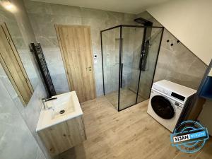 Pronájem bytu 2+kk, Opava, Čajkovského, 59 m2