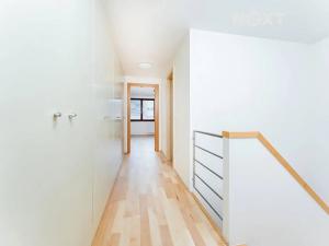 Prodej bytu 3+kk, Praha - Vysočany, Podnádražní, 102 m2