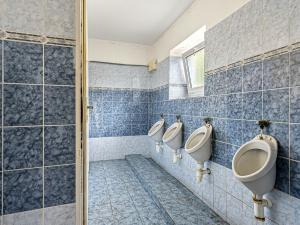 Prodej činžovního domu, Sadská, Palackého nám., 549 m2