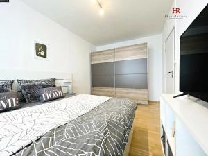 Prodej bytu 3+1, Praha - Chodov, Petýrkova, 69 m2